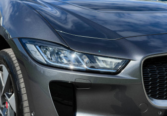 Подержанный автомобиль Jaguar I-Pace 2018 года (21 фото)