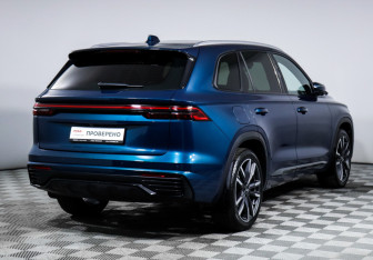 Подержанный автомобиль Geely Monjaro 2023 года (5 фото)