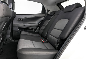 Подержанный автомобиль SsangYong Actyon 2013 года (18 фото)