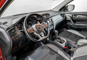 Подержанный автомобиль Nissan Qashqai 2021 года (16 фото)