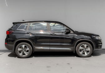 Подержанный автомобиль Changan CS75 2022 года (4 фото)
