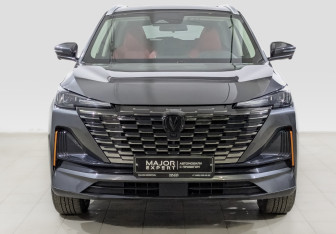 Подержанный автомобиль Changan CS55PLUS 2023 года (2 фото)