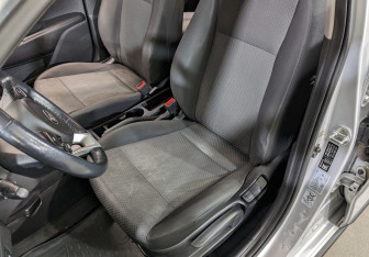 Подержанный автомобиль Kia Rio Hatchback 2021 года (19 фото)