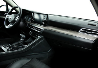 Подержанный автомобиль Kia K5 2020 года (9 фото)