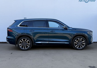 Подержанный автомобиль Geely Monjaro 2023 года (4 фото)