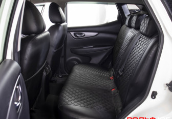 Подержанный автомобиль Nissan Qashqai 2021 года (10 фото)