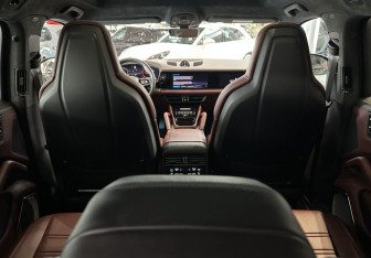 Новый Porsche Cayenne 2026 (13 фото)