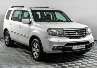 Подержанный автомобиль Honda Pilot 2013 года (3 фото)