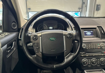 Подержанный автомобиль Land Rover Freelander 2014 года (14 фото)