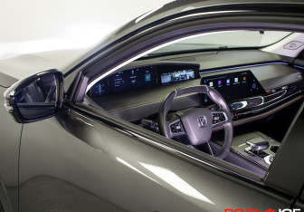 Подержанный автомобиль Changan UNI-K 2024 года (21 фото)