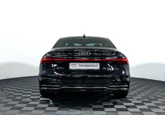 Подержанный автомобиль Audi A7 2023 года (6 фото)