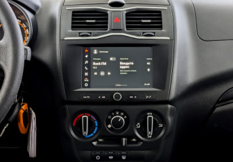 Подержанный автомобиль LADA (ВАЗ) Granta Liftback 2024 года (15 фото)