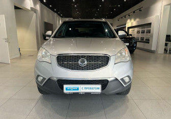 Подержанный автомобиль SsangYong Actyon 2011 года (2 фото)