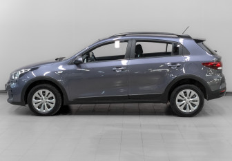 Подержанный автомобиль Kia Rio Hatchback 2021 года (8 фото)