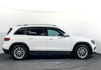 Подержанный автомобиль Mercedes-Benz GLB 2020 года (4 фото)