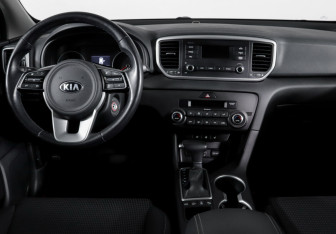 Подержанный автомобиль Kia Sportage 2019 года (12 фото)