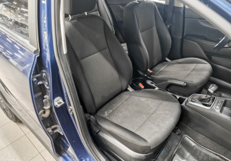 Подержанный автомобиль Kia Rio Hatchback 2021 года (23 фото)