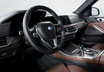 Подержанный автомобиль BMW X5 2019 года (14 фото)