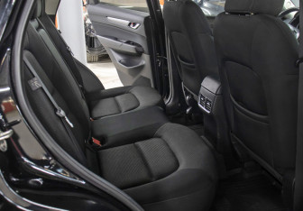 Подержанный автомобиль Mazda CX-5 2021 года (11 фото)