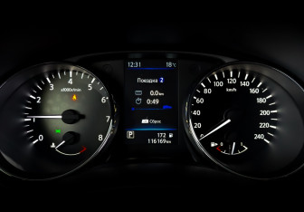 Подержанный автомобиль Nissan Qashqai 2021 года (13 фото)