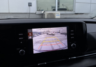 Подержанный автомобиль Kia Carnival 2021 года (18 фото)