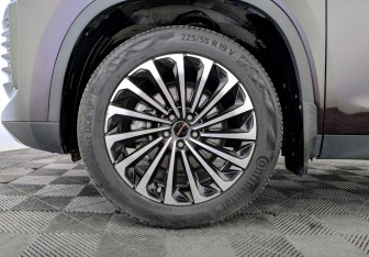 Подержанный автомобиль Exeed TXL 2022 года (18 фото)