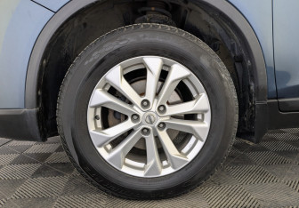 Подержанный автомобиль Nissan X-Trail 2018 года (12 фото)