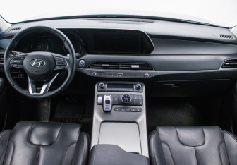Подержанный автомобиль Hyundai Palisade 2021 года (13 фото)