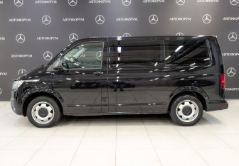 Подержанный автомобиль Volkswagen Multivan 2020 года (8 фото)