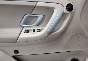 Подержанный автомобиль Skoda Fabia Hatchback 2007 года (19 фото)