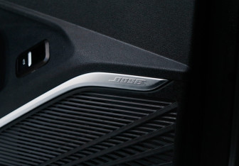 Подержанный автомобиль Geely Monjaro 2023 года (23 фото)