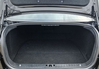 Подержанный автомобиль Volvo S80 2014 года (9 фото)