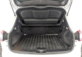 Подержанный автомобиль Nissan Qashqai 2017 года (10 фото)