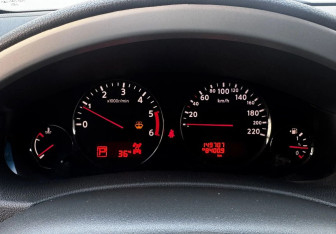 Подержанный автомобиль Nissan Pathfinder 2013 года (13 фото)