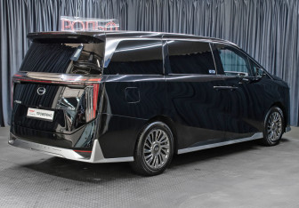 Подержанный автомобиль GAC M8 2023 года (5 фото)