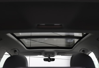 Подержанный автомобиль Audi Q3 2021 года (19 фото)