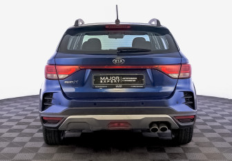 Подержанный автомобиль Kia Rio Hatchback 2021 года (6 фото)