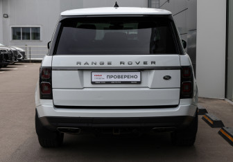 Подержанный автомобиль Land Rover Range Rover 2018 года (6 фото)