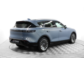 Подержанный автомобиль Voyah Free 2023 года (5 фото)