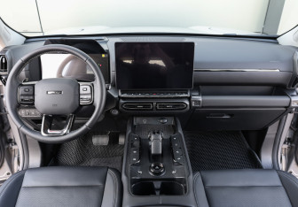 Подержанный автомобиль Haval H7 2025 года (13 фото)