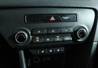 Подержанный автомобиль Kia Sportage 2017 года (18 фото)