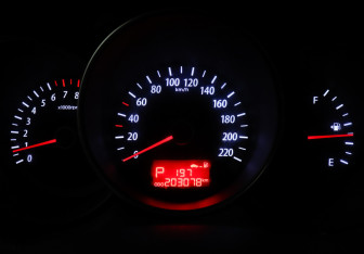 Подержанный автомобиль Kia Cerato Sedan 2009 года (7 фото)