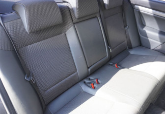 Подержанный автомобиль Opel Vectra Sedan 2006 года (10 фото)