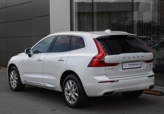 Подержанный автомобиль Volvo XC60 2021 года (7 фото)