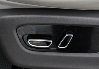 Подержанный автомобиль GAC M8 2025 года (16 фото)