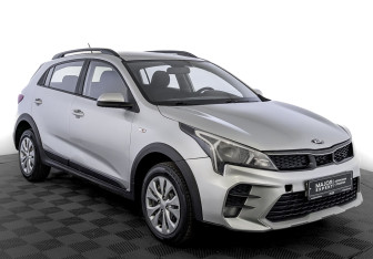 Подержанный автомобиль Kia Rio Hatchback 2021 года (3 фото)