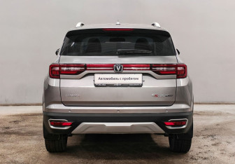 Подержанный автомобиль Changan CS35PLUS 2022 года (6 фото)