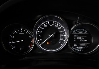 Подержанный автомобиль Mazda CX-5 2017 года (16 фото)