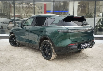 Подержанный автомобиль Voyah Free 2023 года (6 фото)