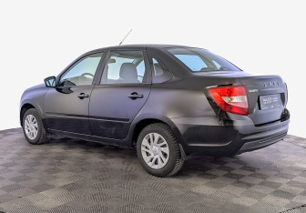 Подержанный автомобиль LADA (ВАЗ) Granta Sedan 2022 года (7 фото)